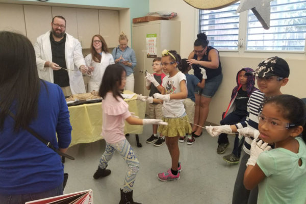 1-13-18-manifezt-foundation-pig-dissection-stem-workshop-at-southwest-regional-library-11