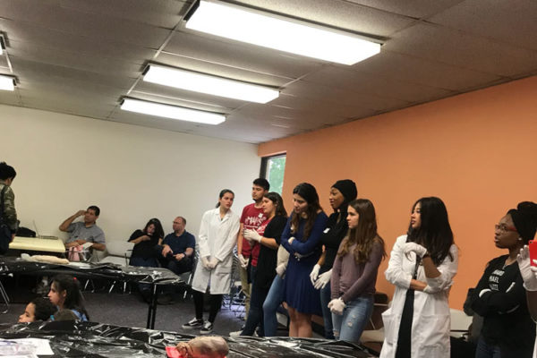 1-27-18-science-in-the-city-dissections-workshop-at-miami-lakes-library-1