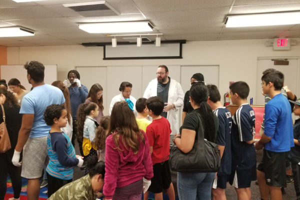 1-27-18-science-in-the-city-dissections-workshop-at-miami-lakes-library-28