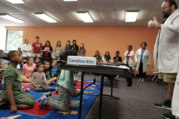 1-27-18-science-in-the-city-dissections-workshop-at-miami-lakes-library-39
