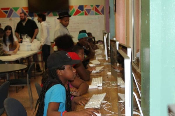 Manifezt-12-18-15-Youth-Tech-Class-10
