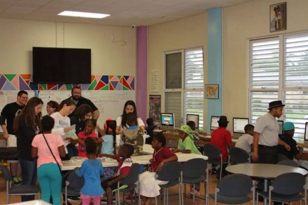 Manifezt-12-18-15-Youth-Tech-Class-12