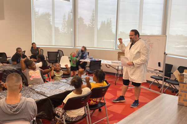 Manifezt Foundation STEM Workshop at Larcenia Bullard Plaza11-19-2022 img13 Heart Dissections at Larcenia Bullard Plaza
