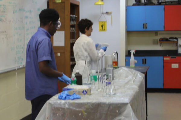 Manifezt-Foundation-Youth-STEM-Innovators-Workshop-at-Archbishop-Curley-Notre-Dame-12