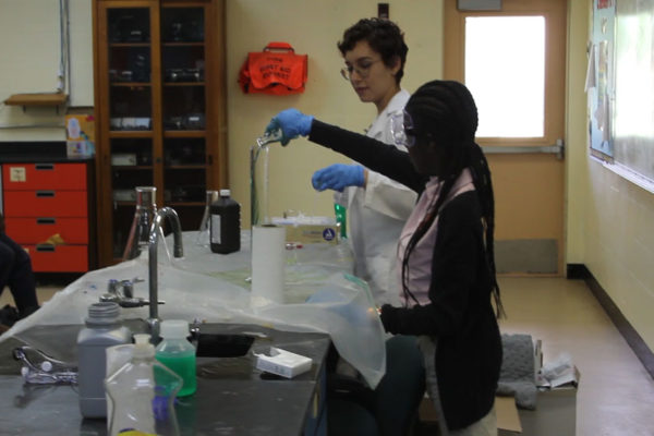 Manifezt-Foundation-Youth-STEM-Innovators-Workshop-at-Archbishop-Curley-Notre-Dame-17