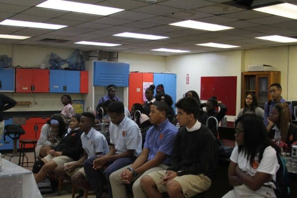 Manifezt-Foundation-Youth-STEM-Innovators-Workshop-at-Archbishop-Curley-Notre-Dame-25