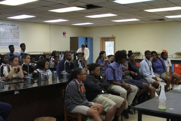 Manifezt-Foundation-Youth-STEM-Innovators-Workshop-at-Archbishop-Curley-Notre-Dame-3