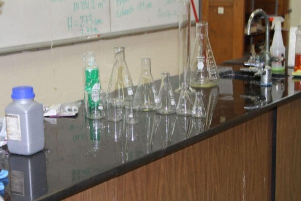Manifezt-Foundation-Youth-STEM-Innovators-Workshop-at-Archbishop-Curley-Notre-Dame