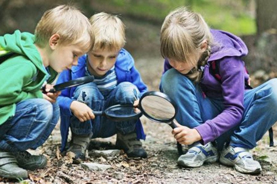 STEM - istock kids stem - Ways to Introduce STEM to Children | Manifezt Foundation